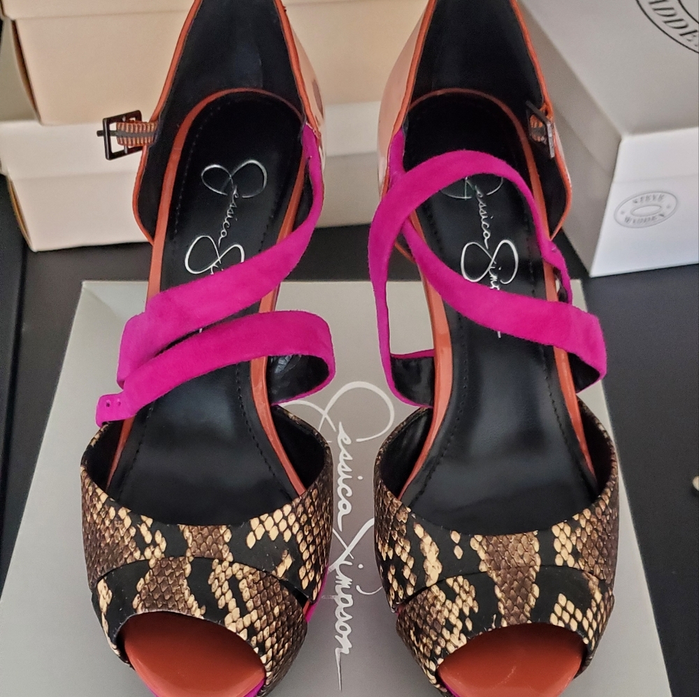Super cute spring heel